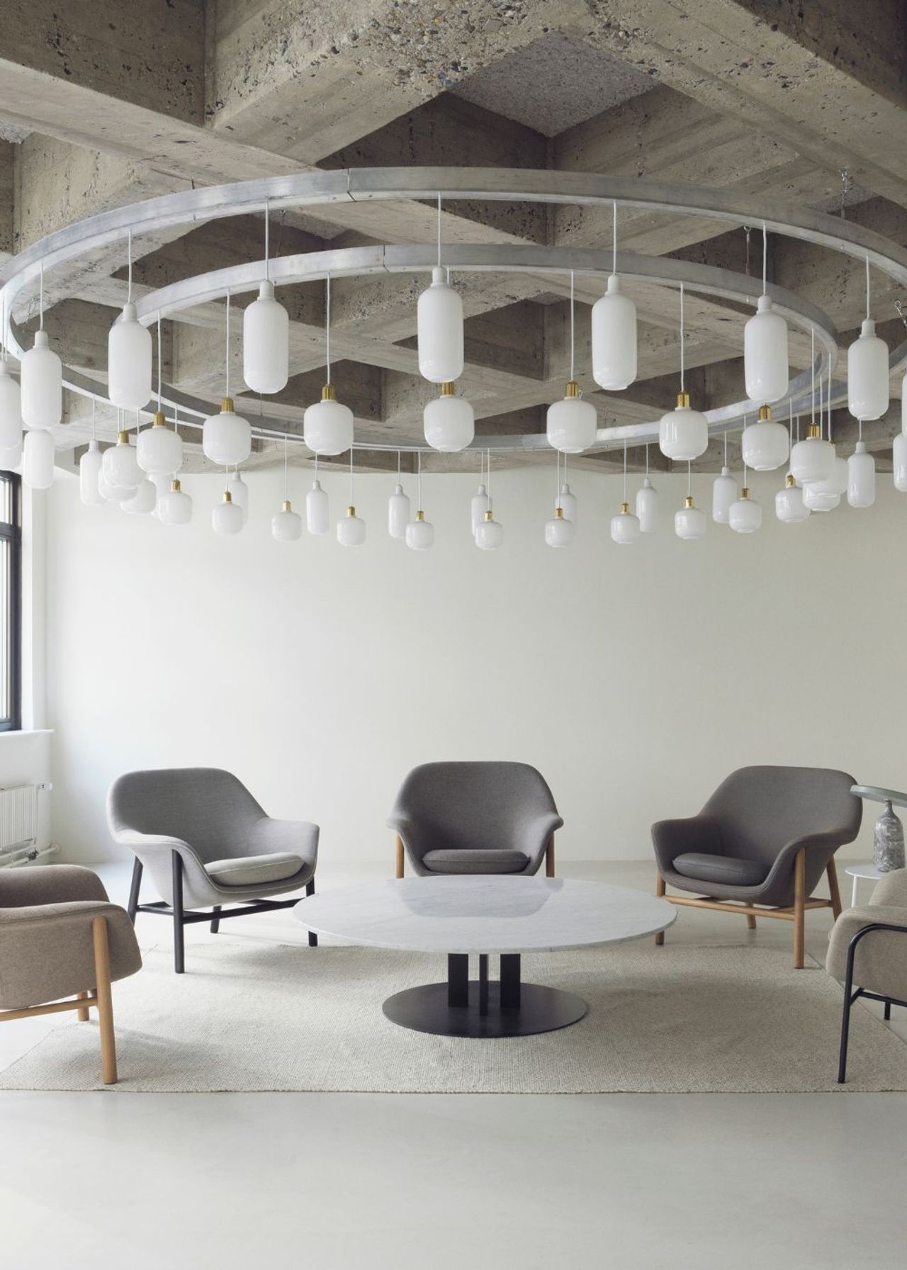 Drape Low Oak от Normann Copenhagen
