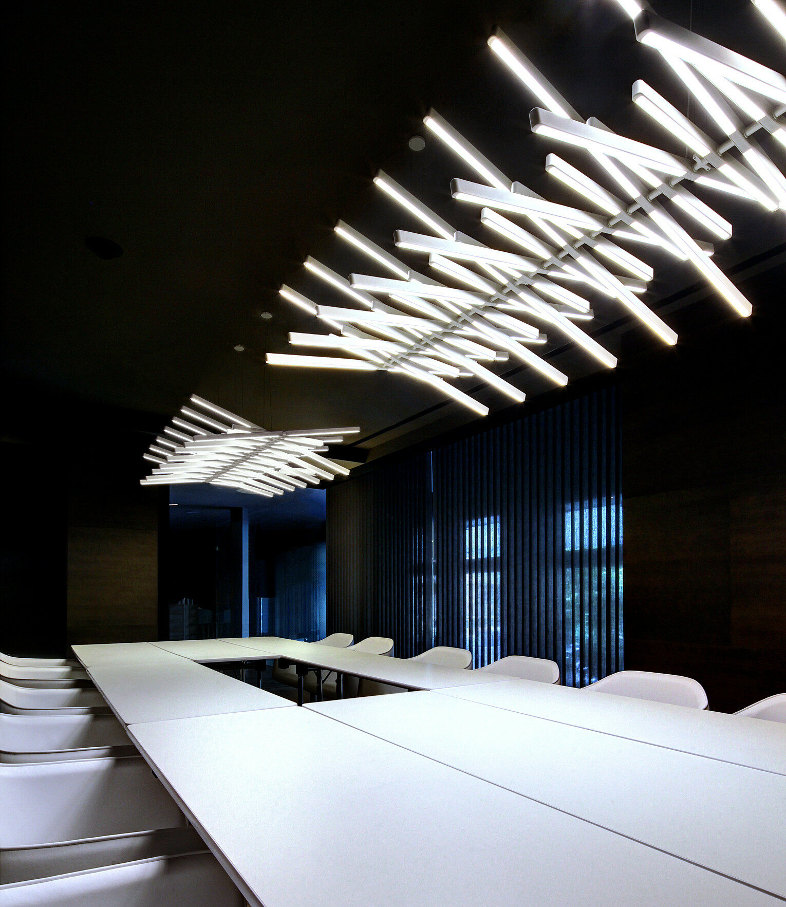 Коллекция подвесных светильников Rhythm Horizontal от Vibia