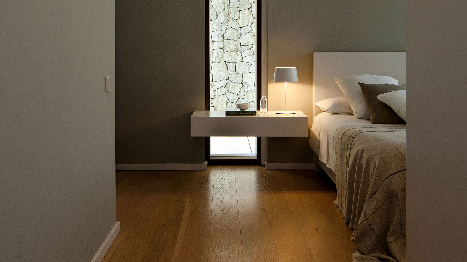 Настольные светильники Warm от Vibia