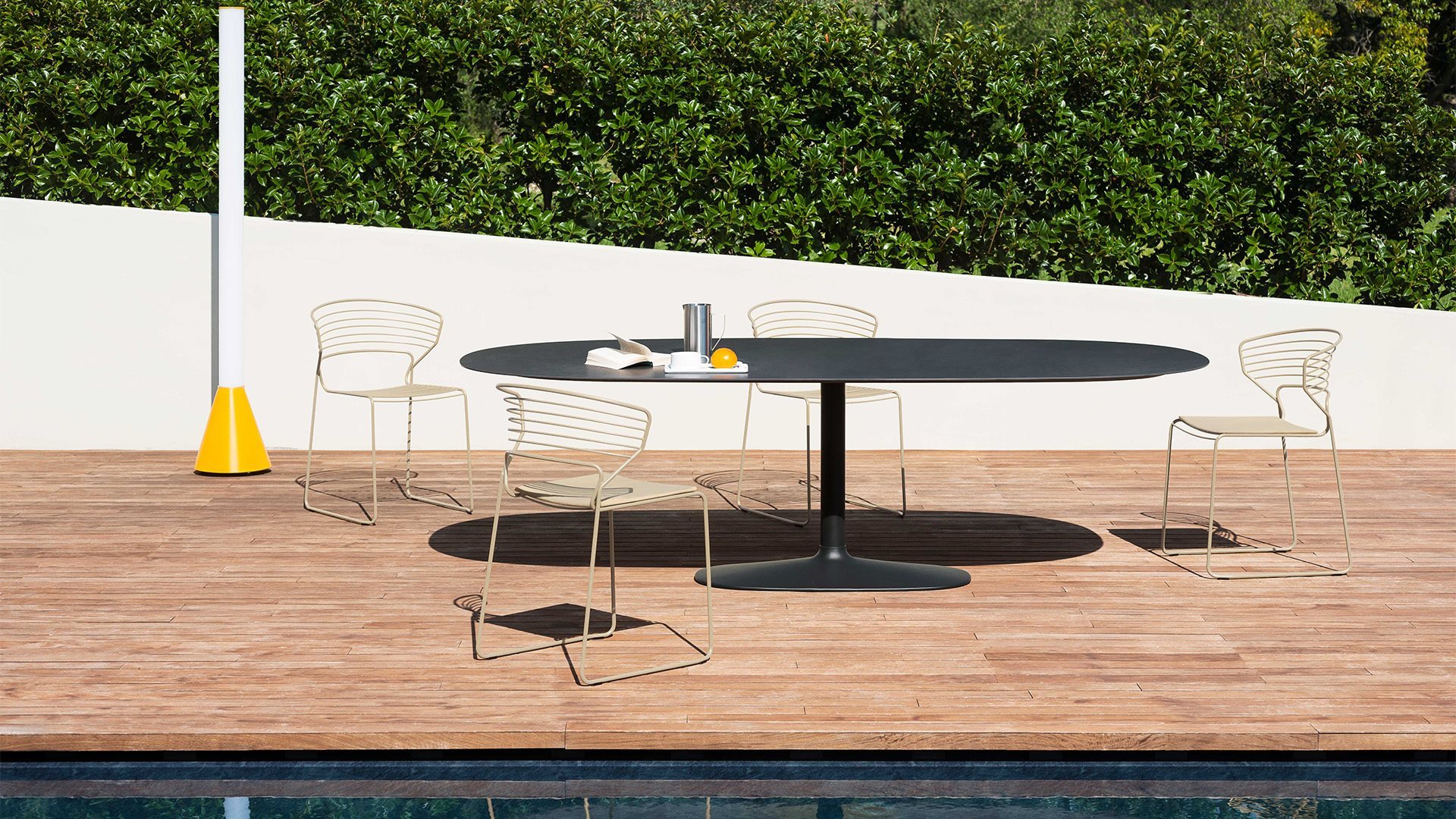 Стол Ellis Outdoor