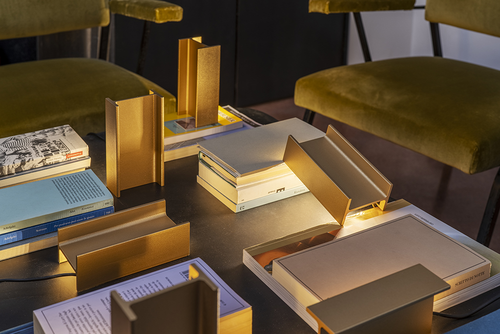 Настольный светильник Le Bloc d'Or