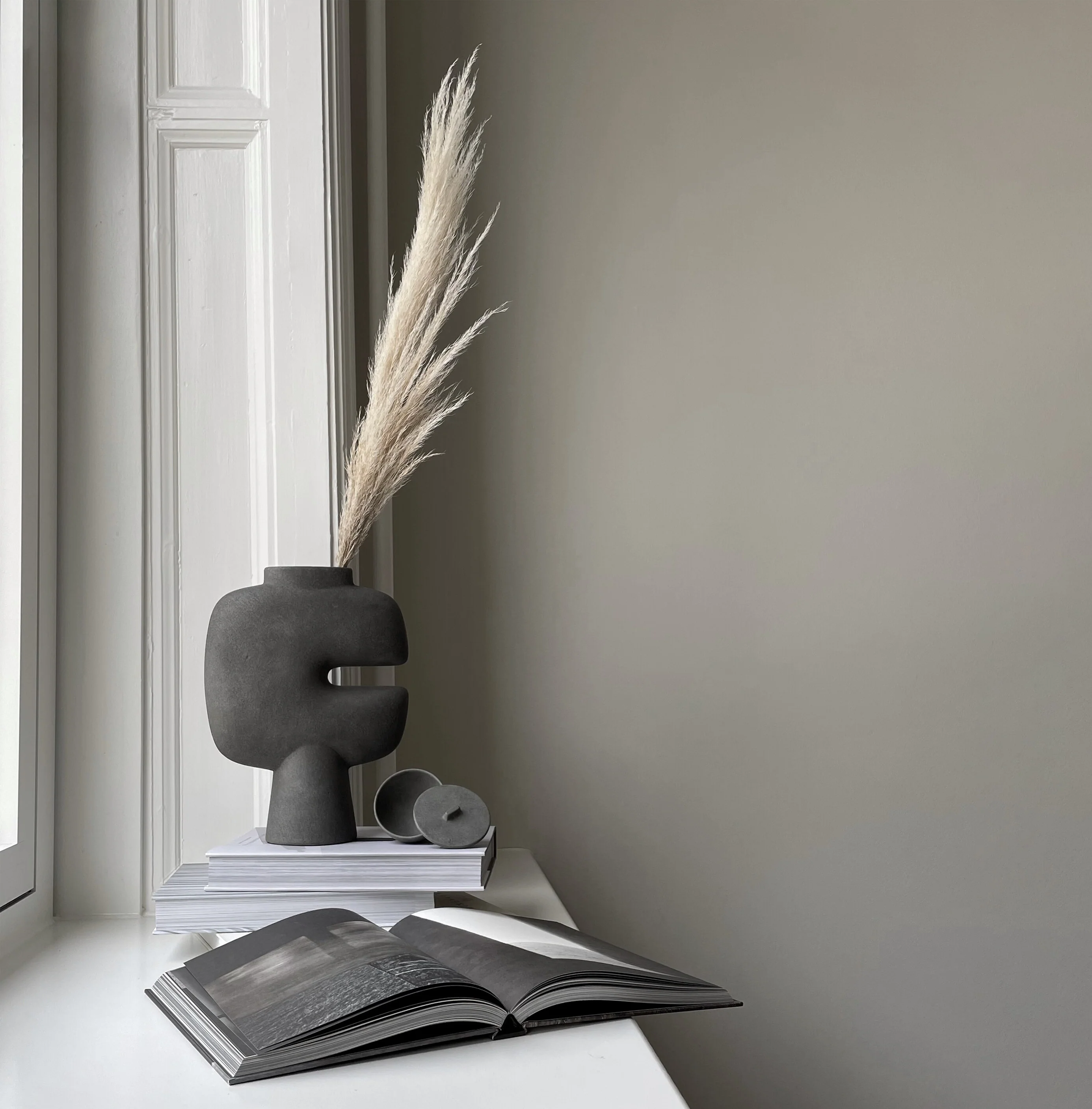 Ваза Tribal Medio — Dark Grey