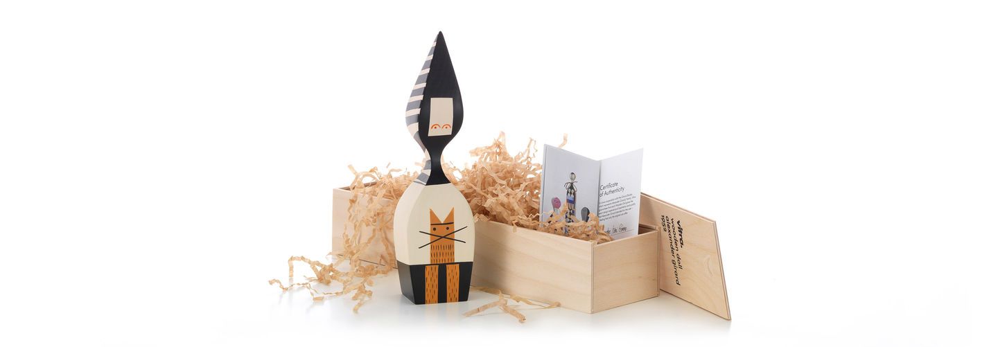 Декоративная фигурка Wooden Doll No. 20