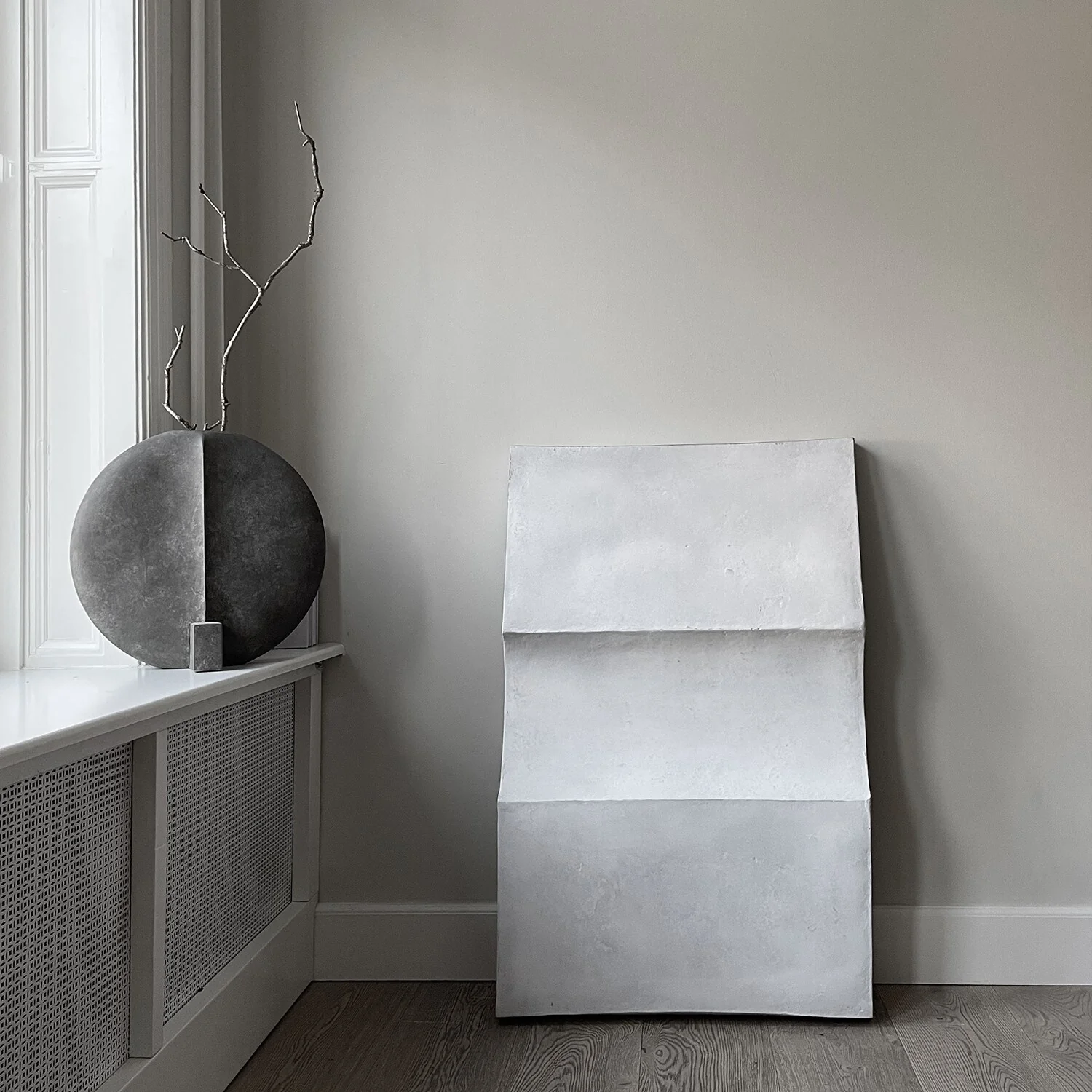 Ваза Guggenheim Big — Dark Grey
