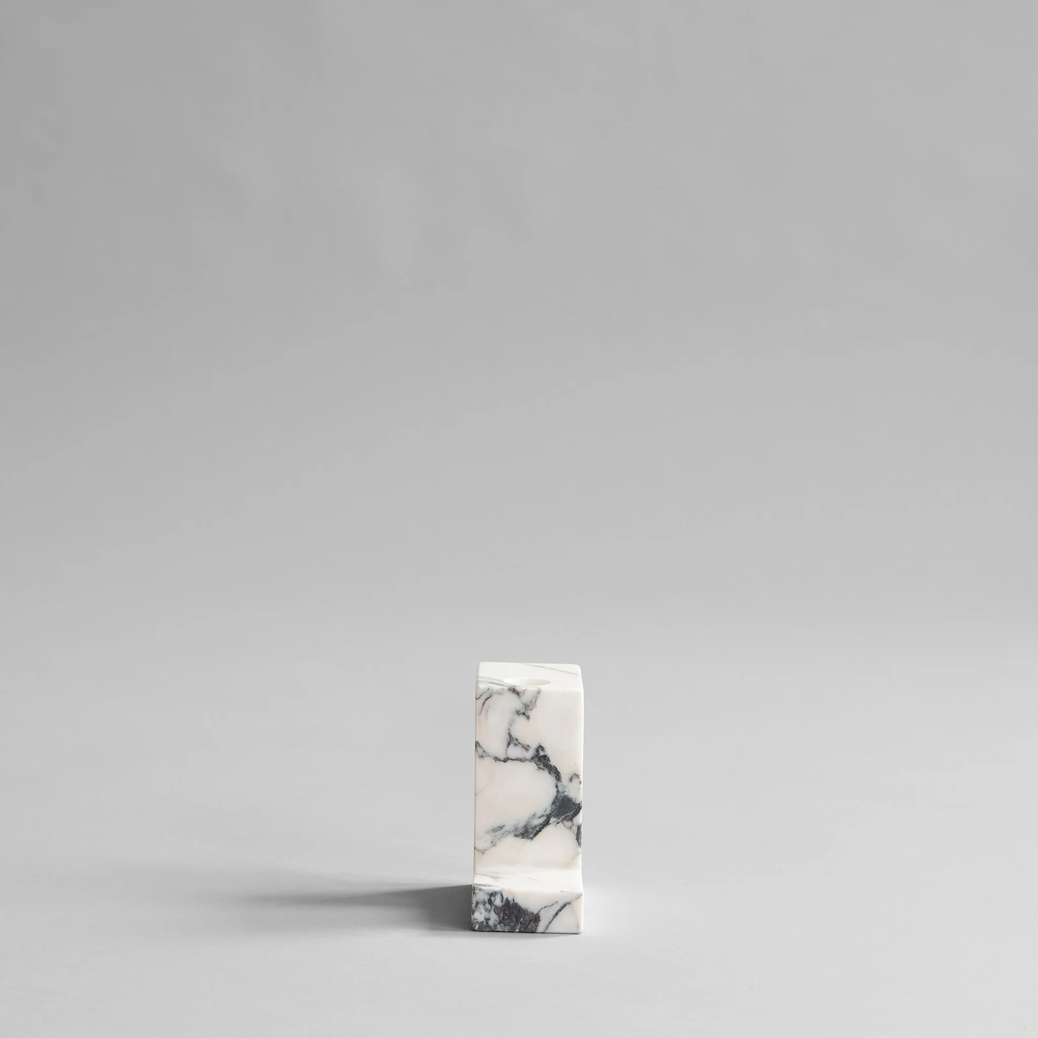 Подсвечник Brick Tall — Calacatta
