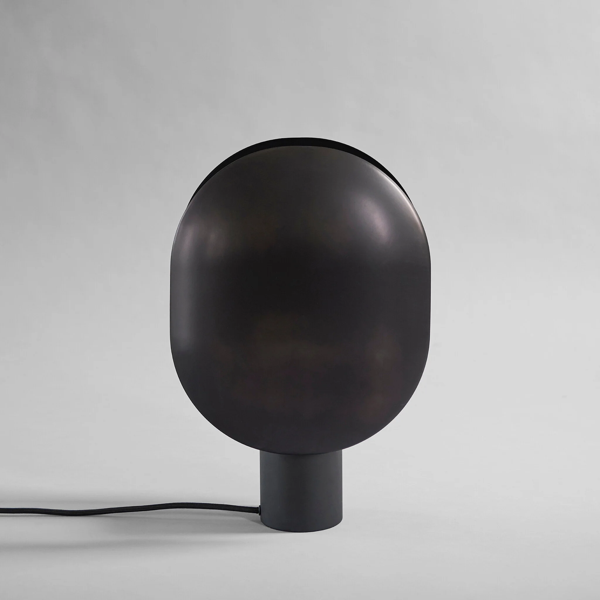 Настольный светильник Clam — Burned Black