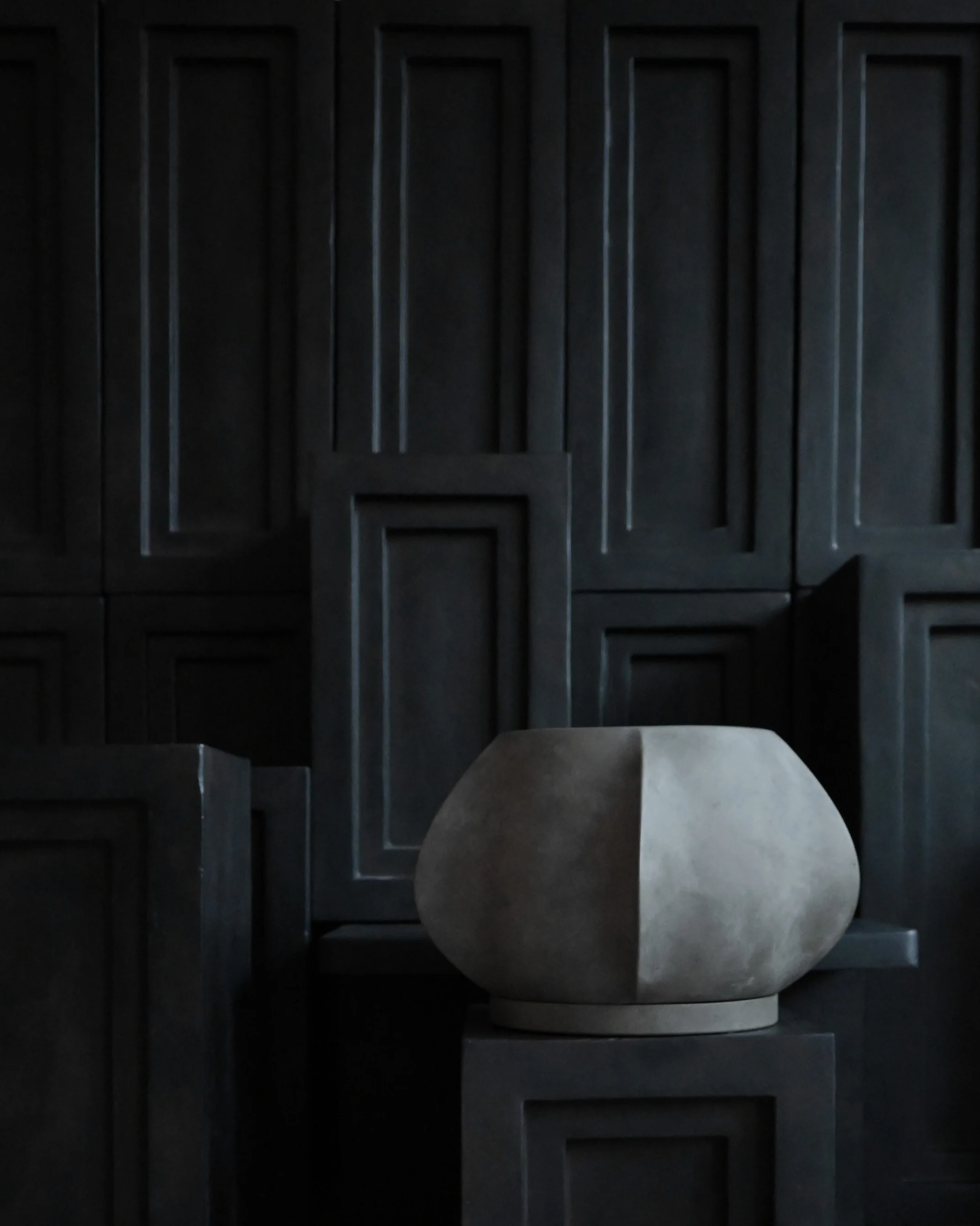 Кашпо Arket Mini — Dark Grey