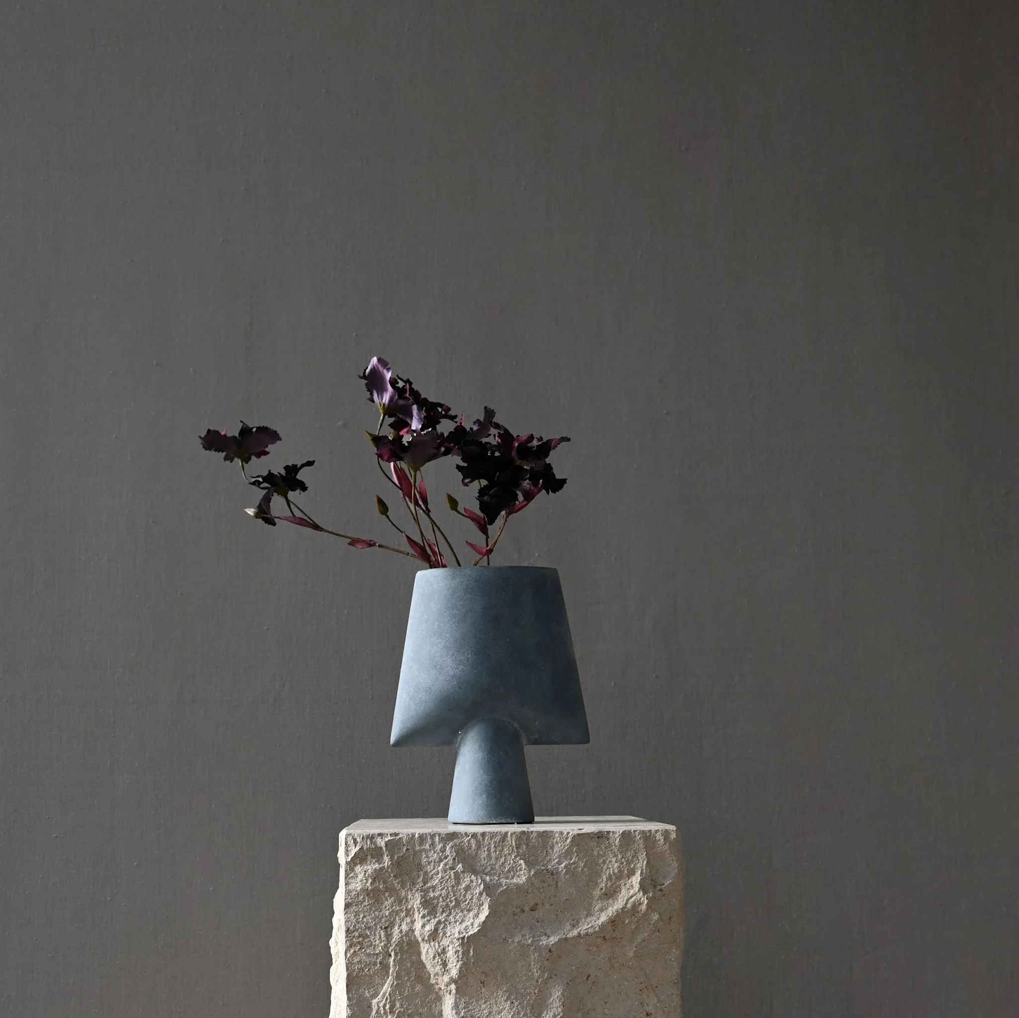 Ваза Sphere Square Mini — Light Grey