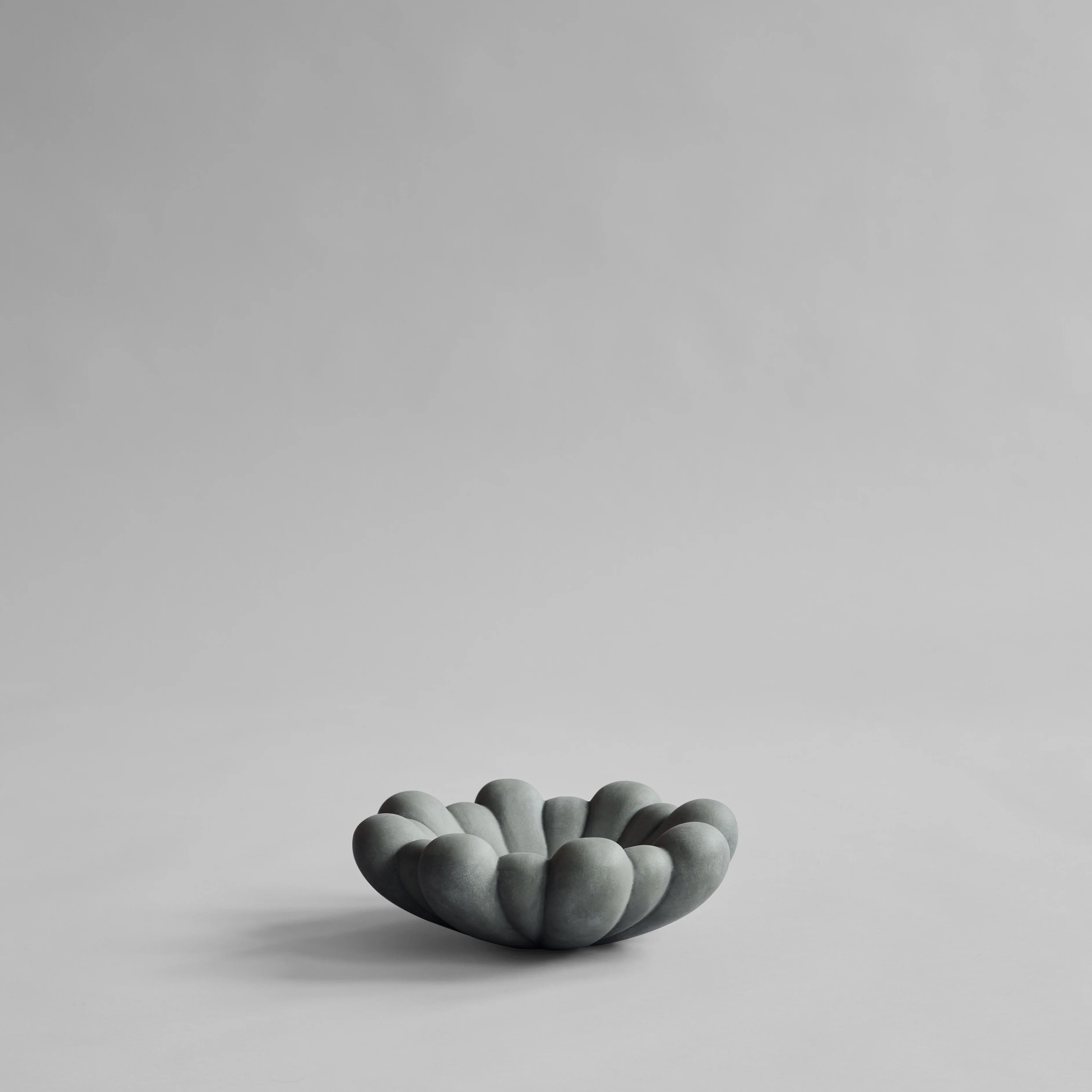 Чаша Bloom Medio — Dark Grey
