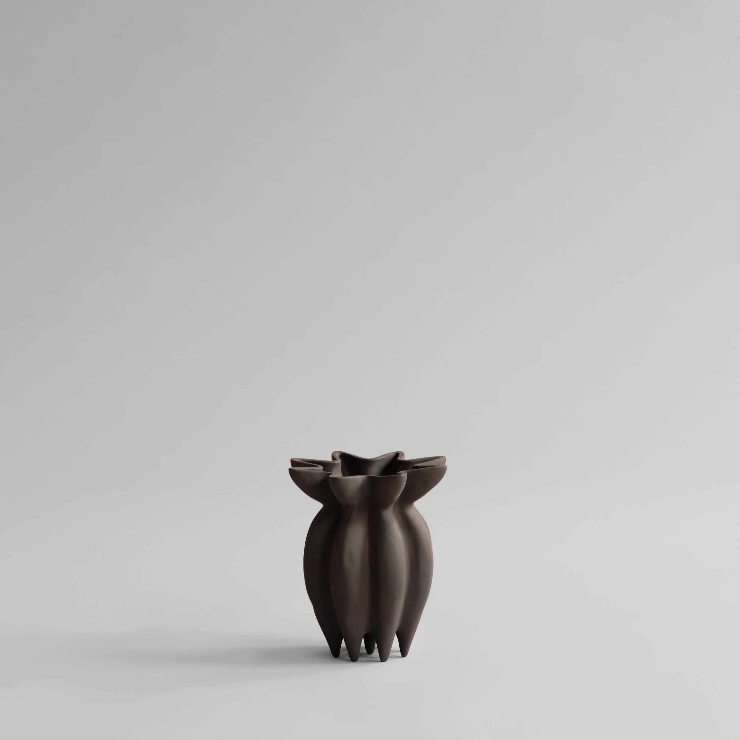 Ваза Lotus Petit — Coffee