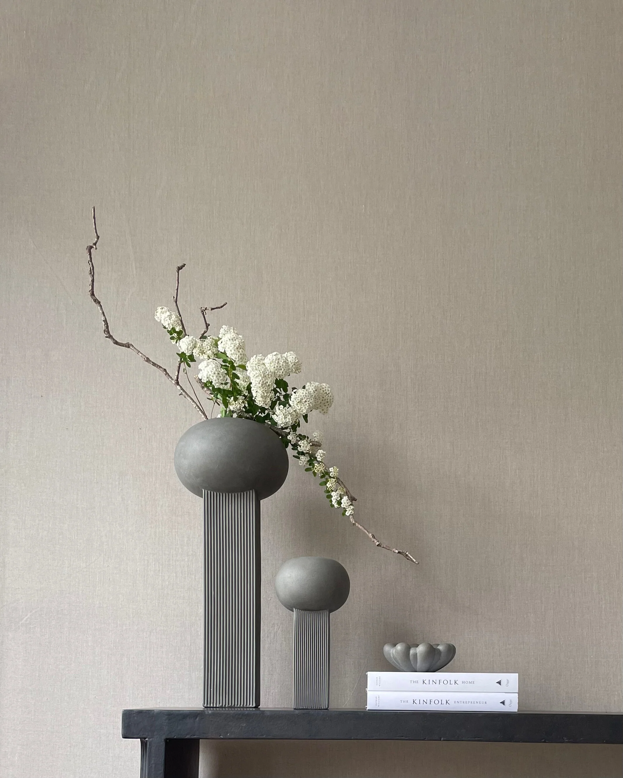 Ваза Empire Big — Dark Grey