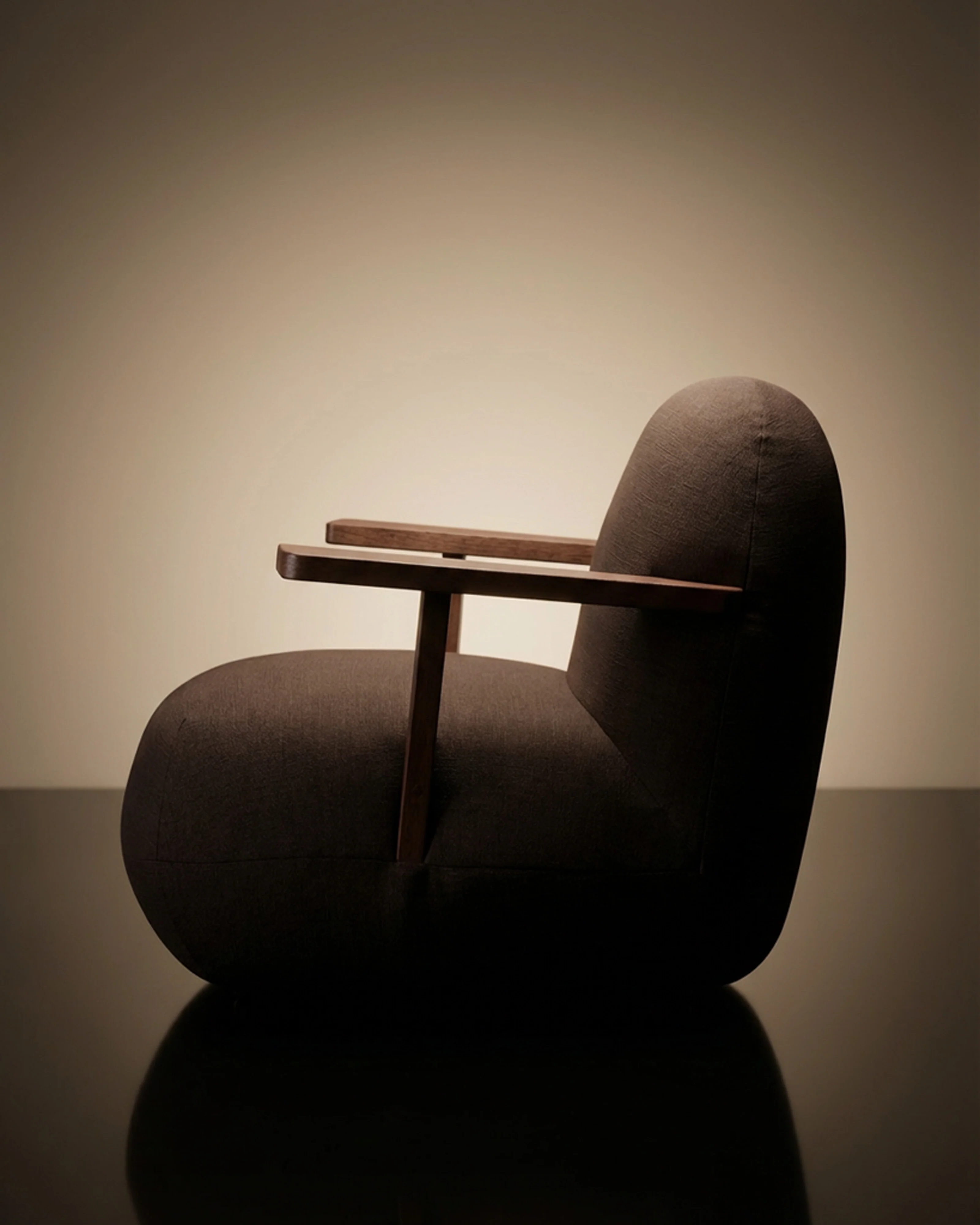 Кресло Toe Chair Armrest — Dark Brown