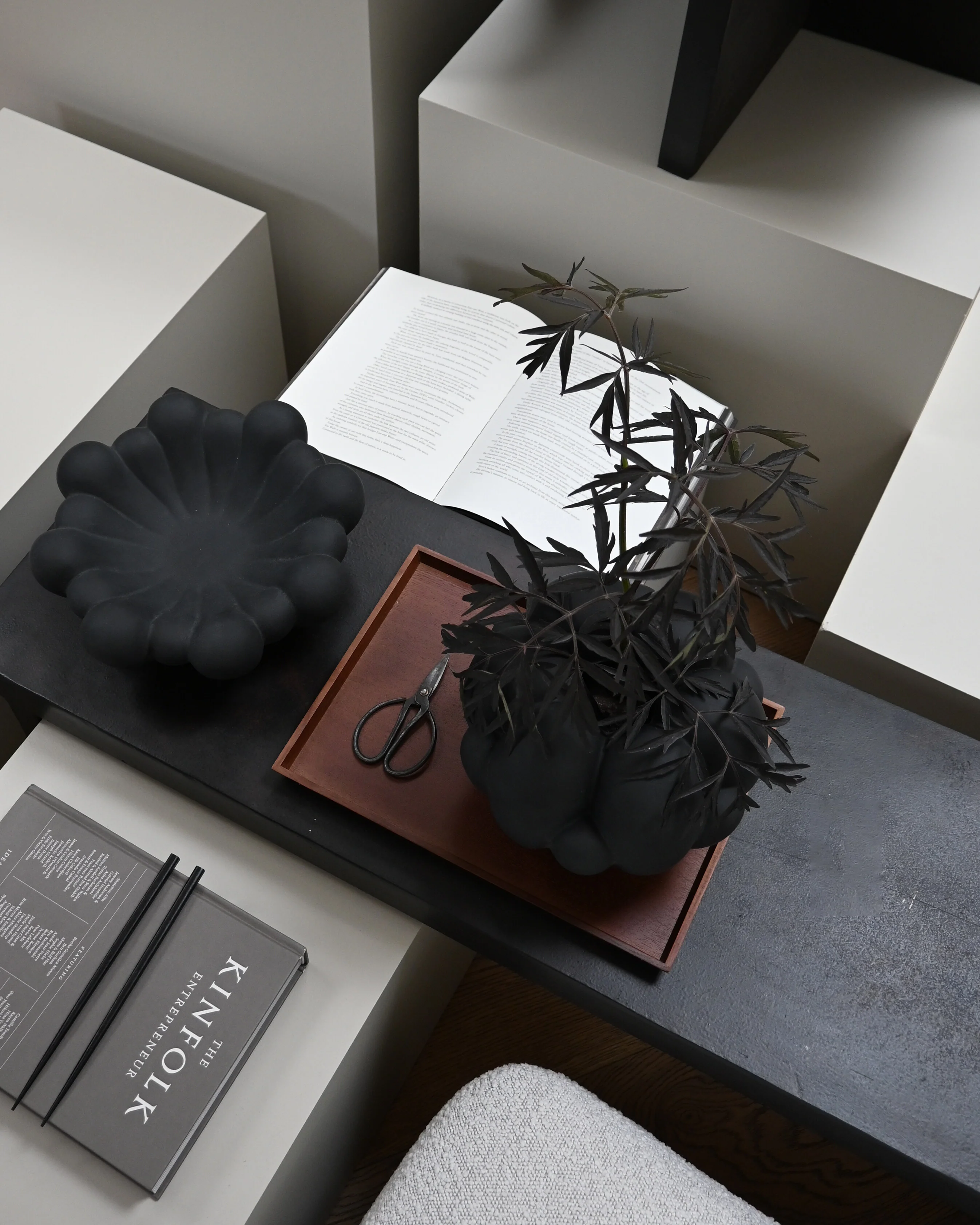 Ваза Bloom Petit — Black