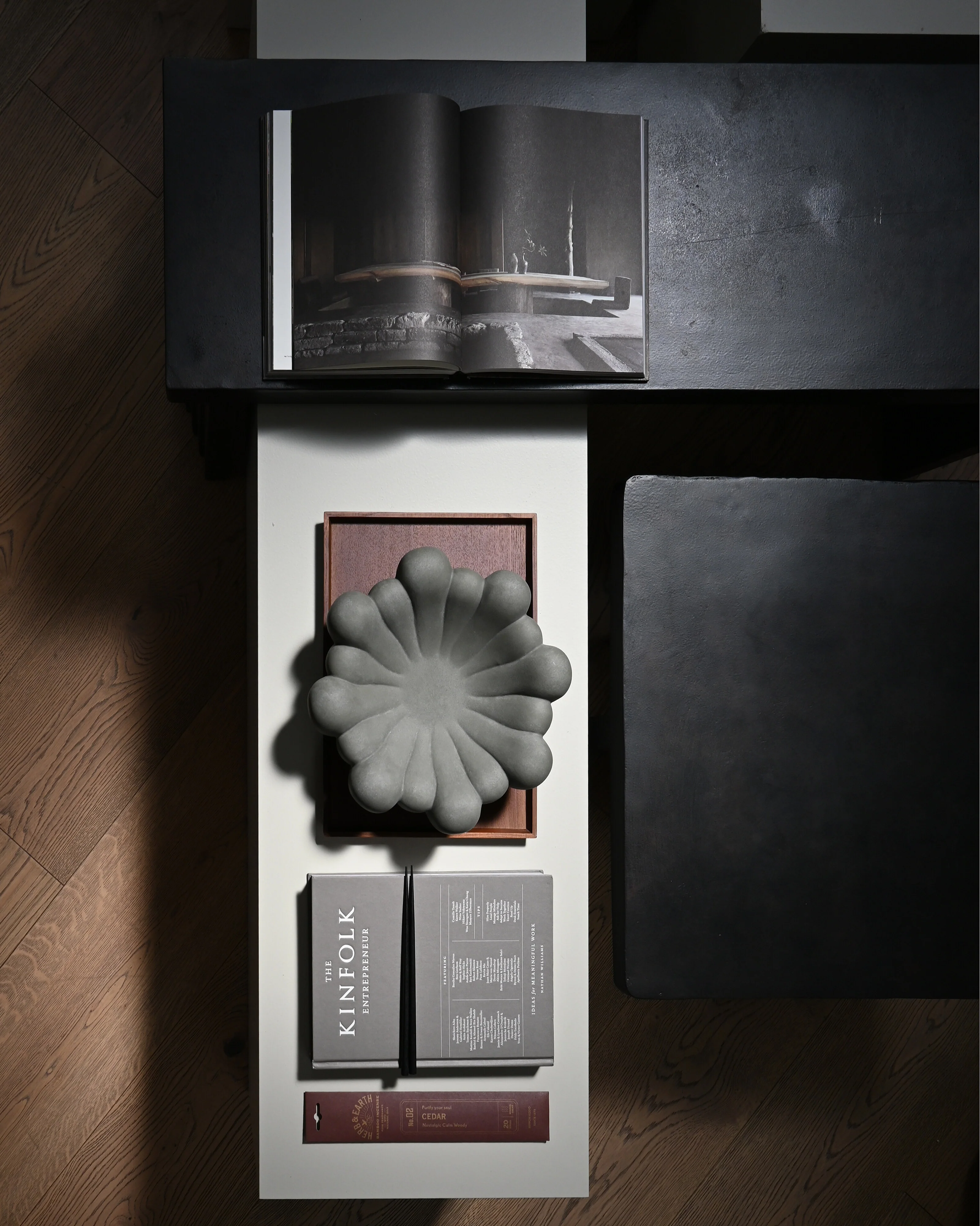 Чаша Bloom Medio — Dark Grey