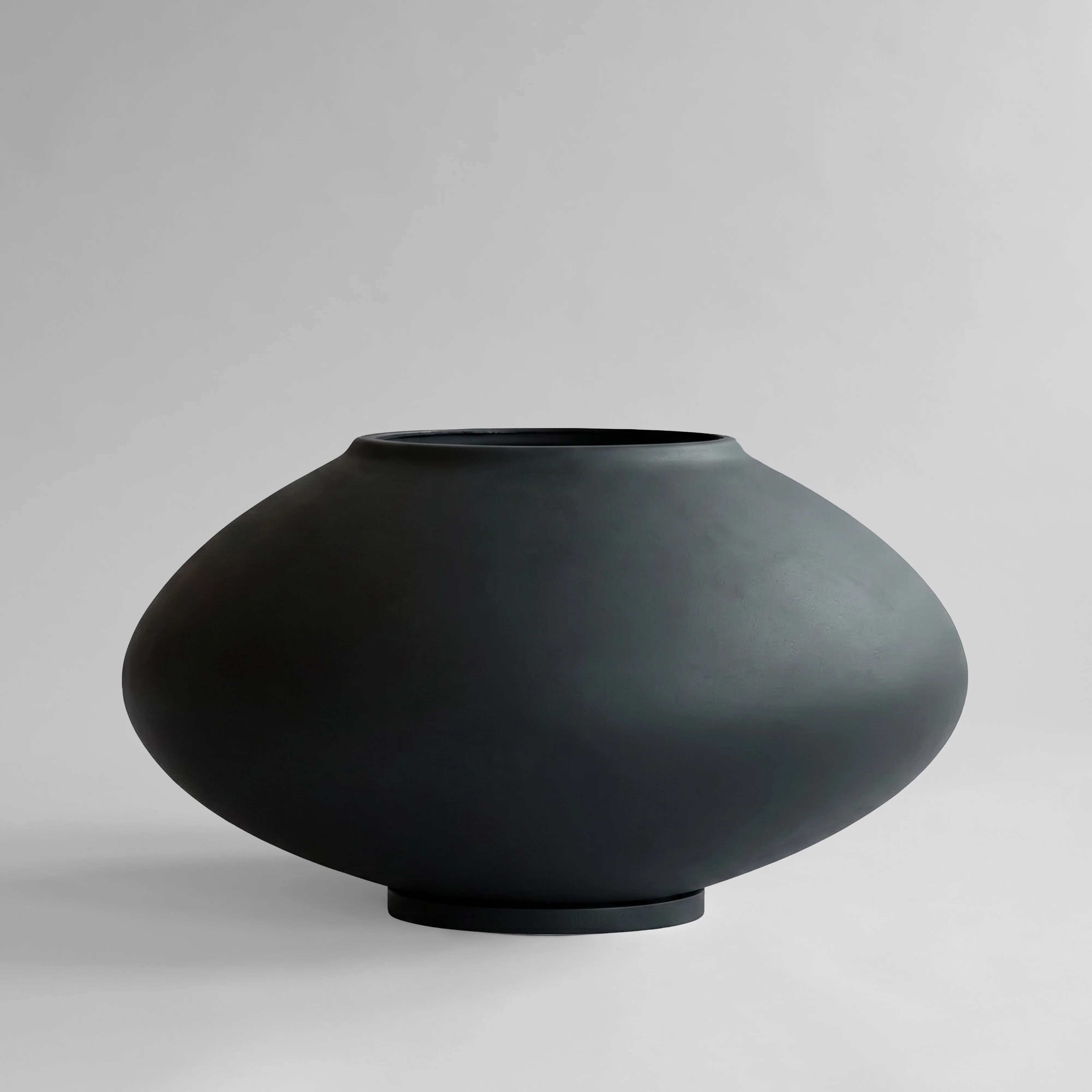 Кашпо Sunao Plant Pot Ellipse Giant — Black