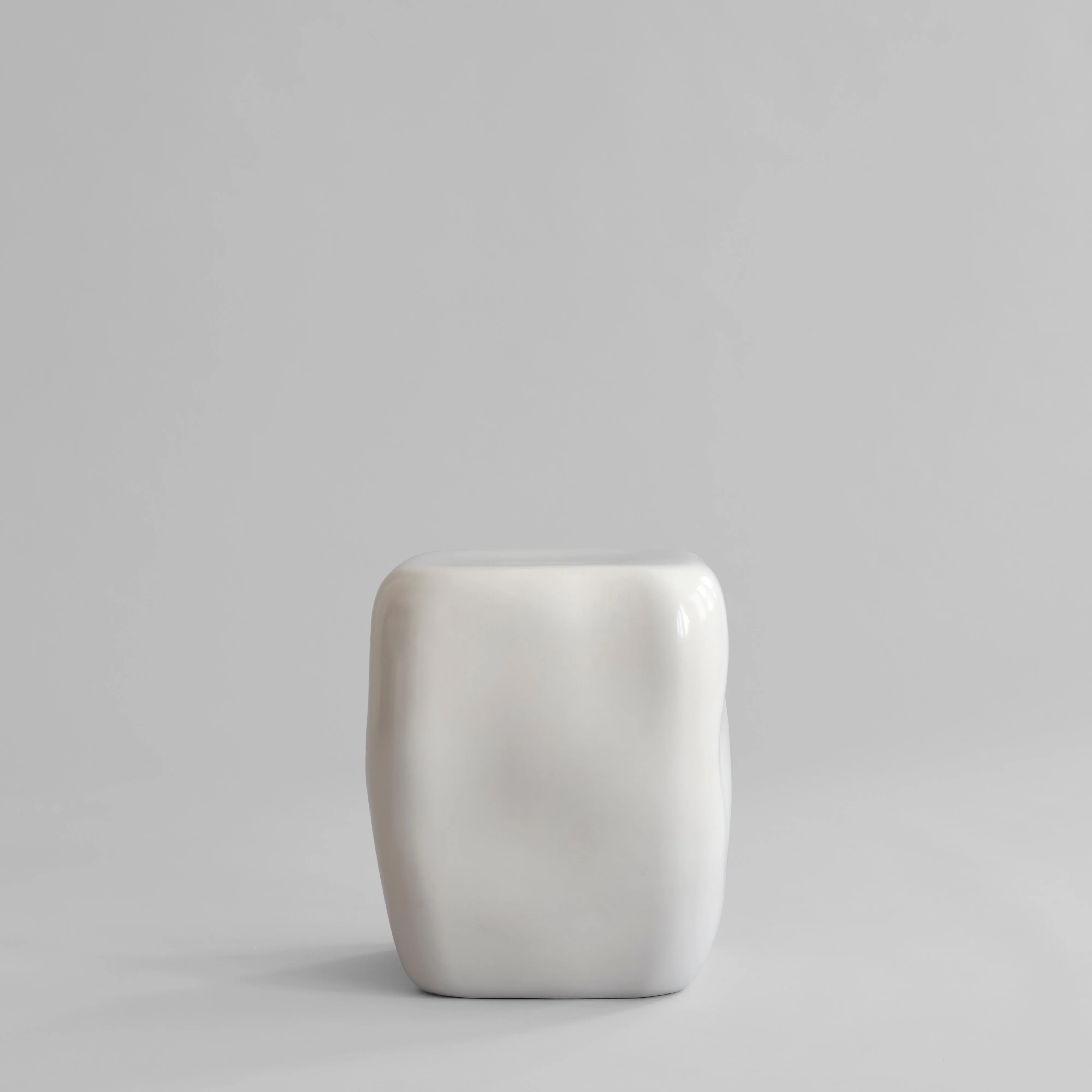 Журнальный столик Ishi Mini — High Glaze Birch