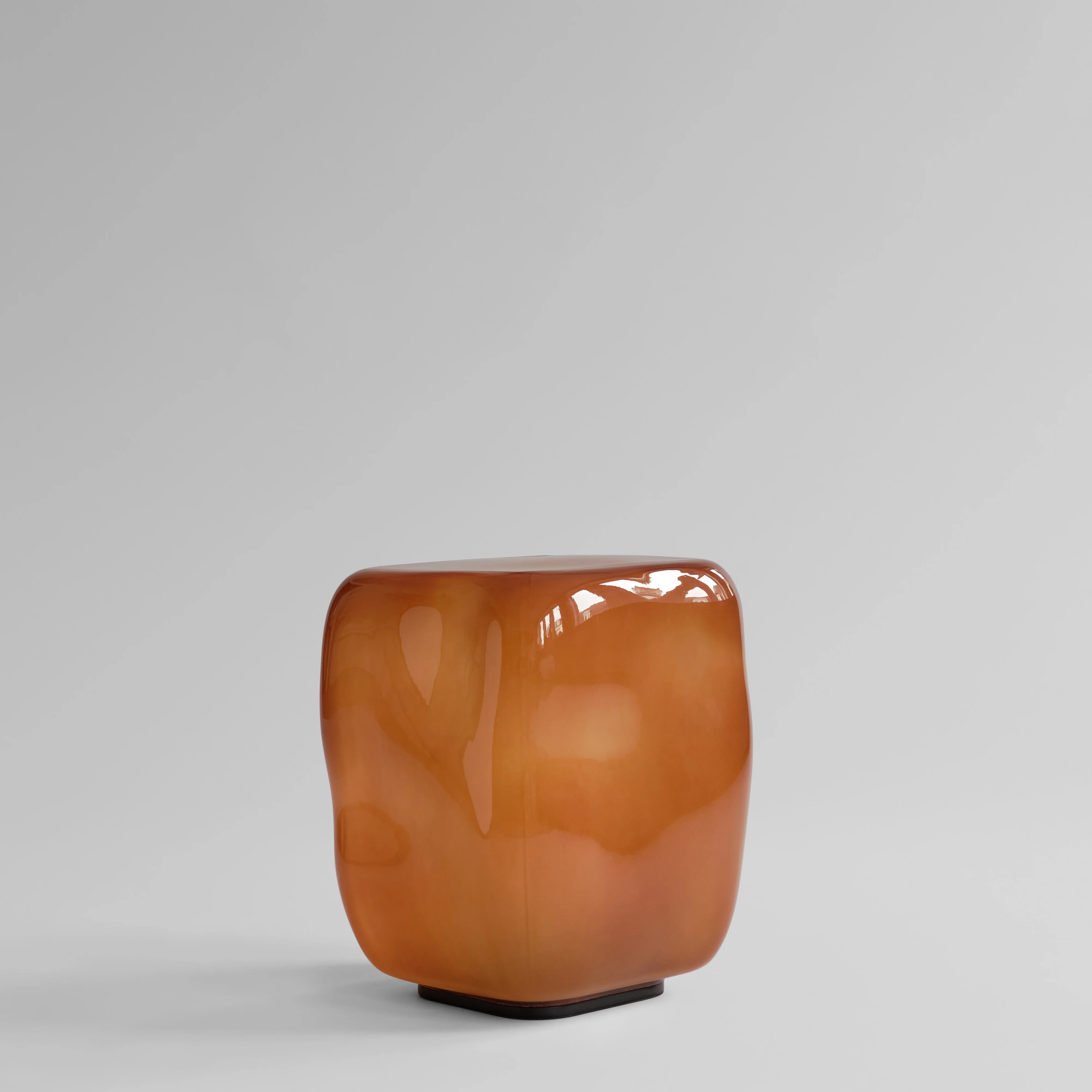 Журнальный столик Ishi Coffee Table Mini — Caramel