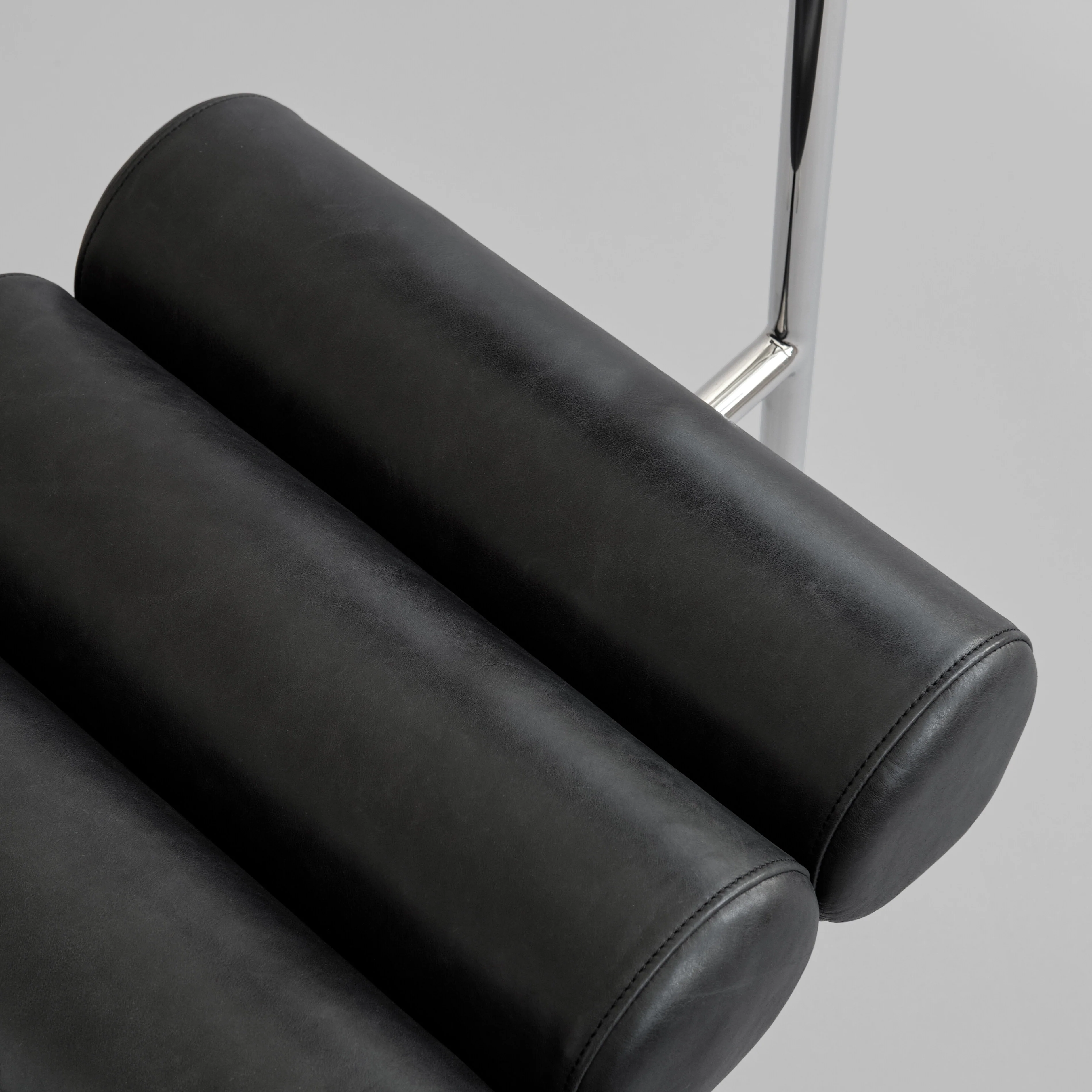 Стул Hiro — Stainless Steel - Aniline Leather Black