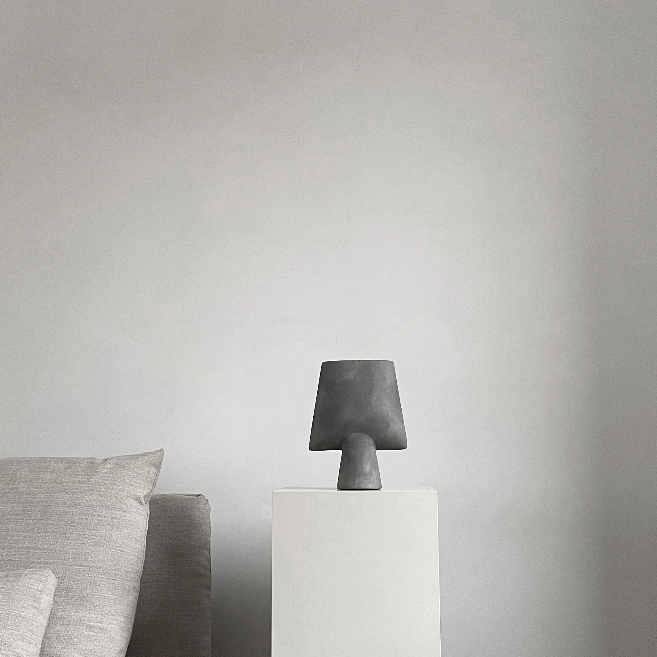 Ваза Sphere Square Mini — Dark Grey