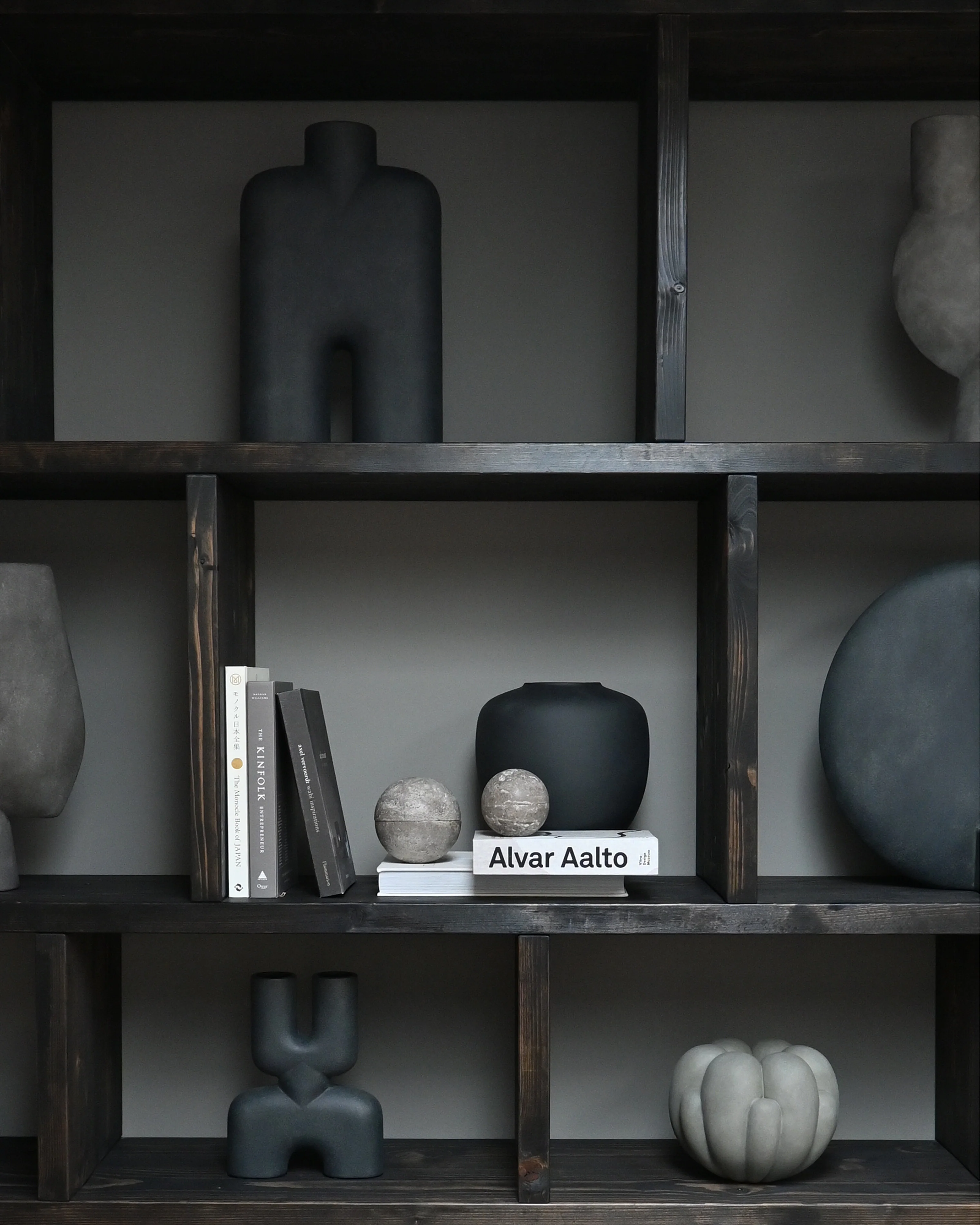 Ваза Bloom Petit — Dark Grey