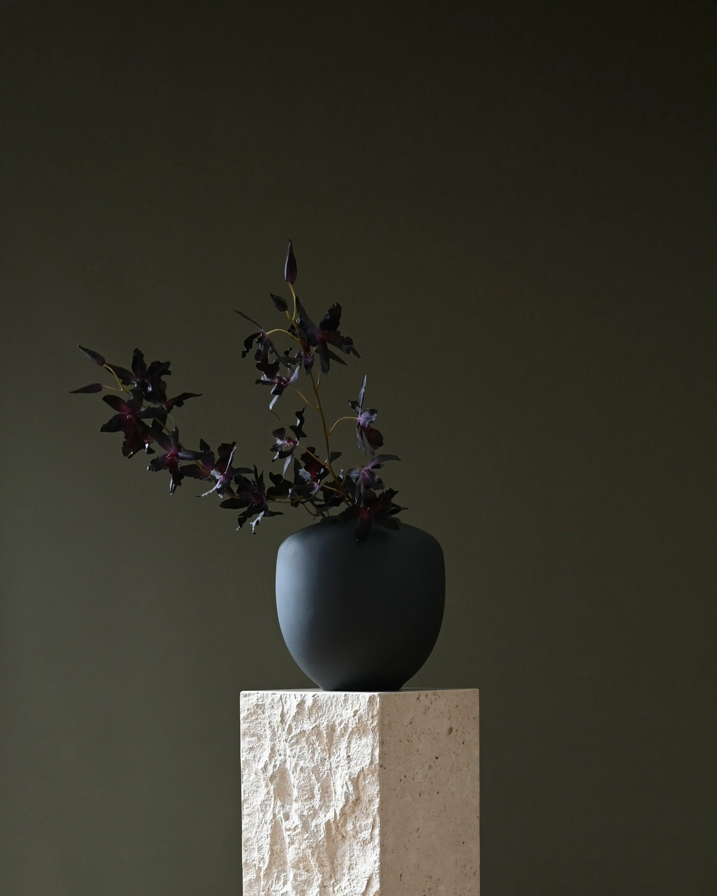 Ваза Sunao Medio — Black