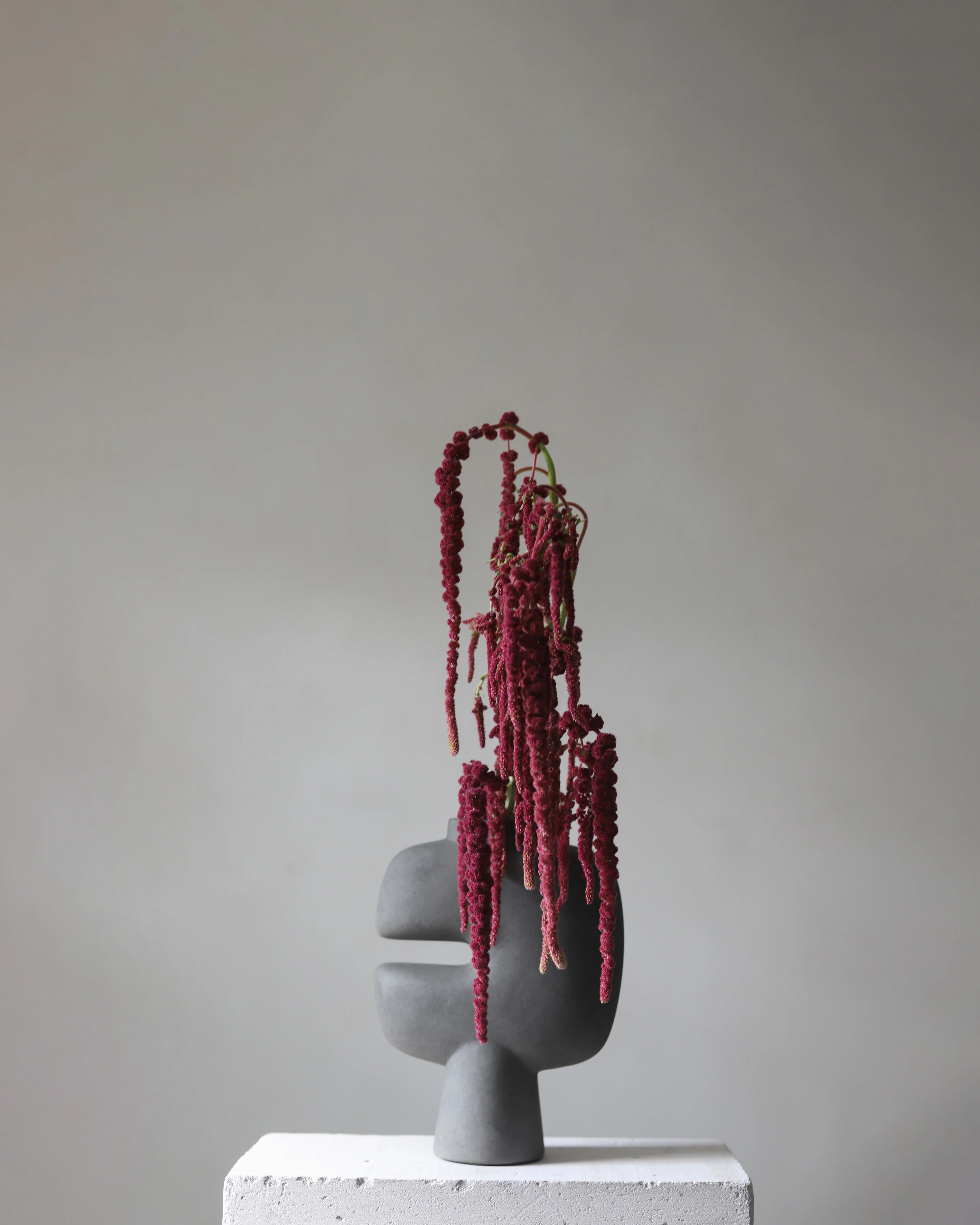 Ваза Tribal Medio — Dark Grey