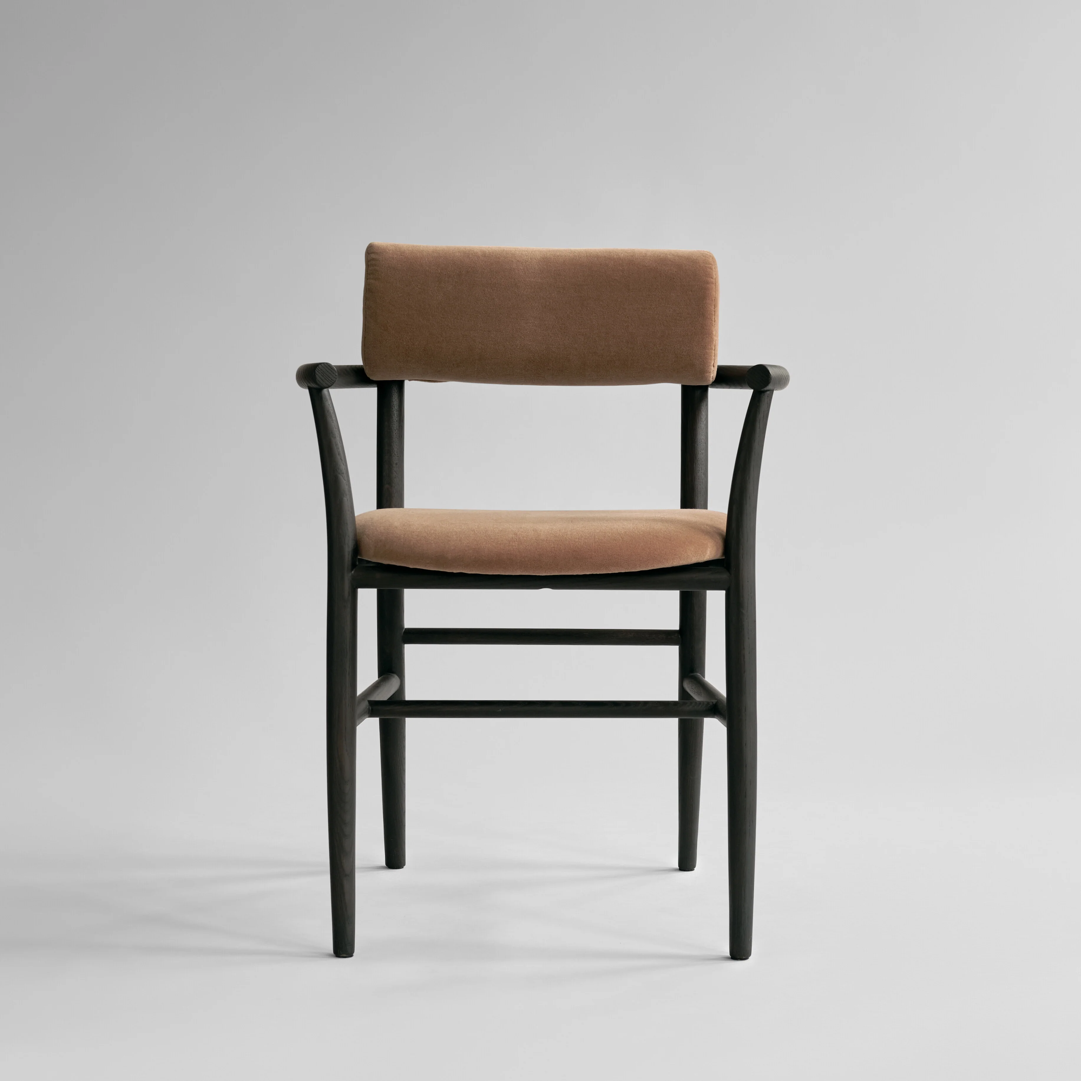 Стул Nama — Desert — Armrest Coffee Black Oak Desert