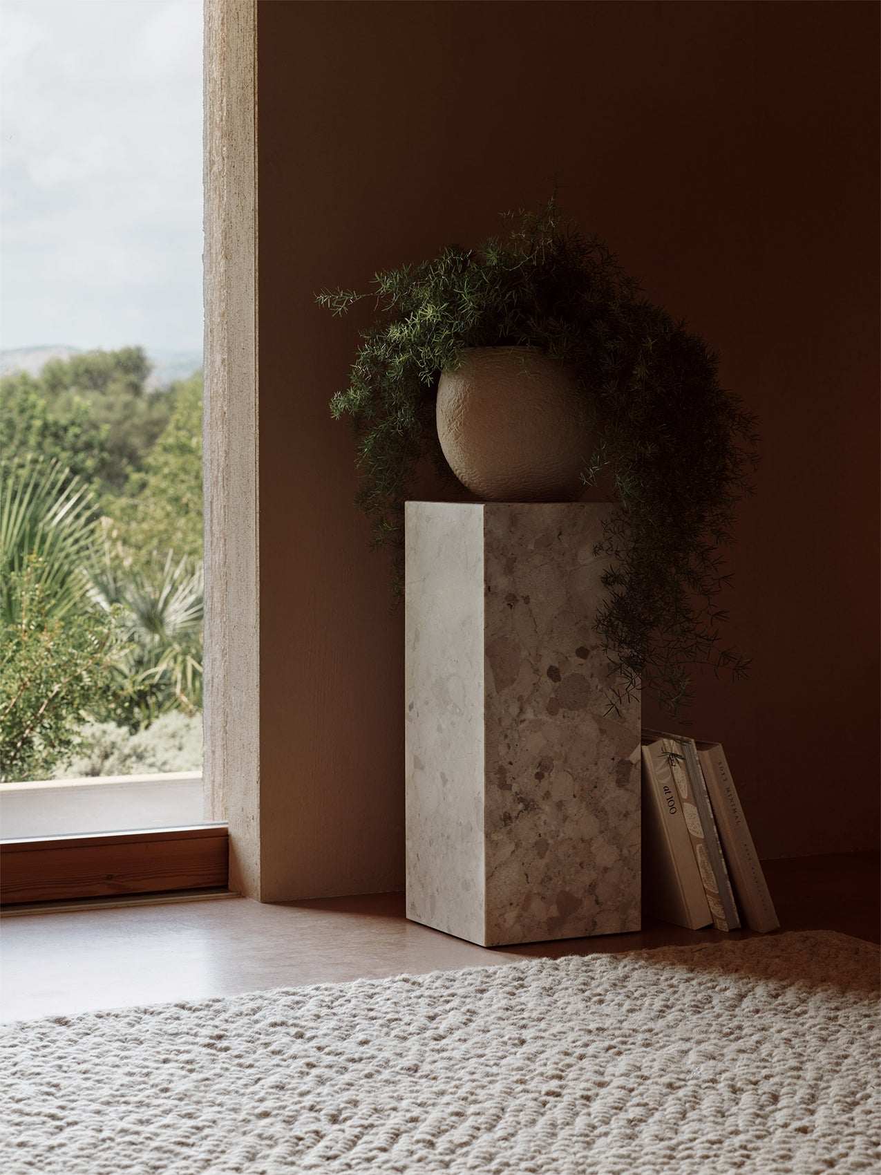 Постамент Plinth Pedestal