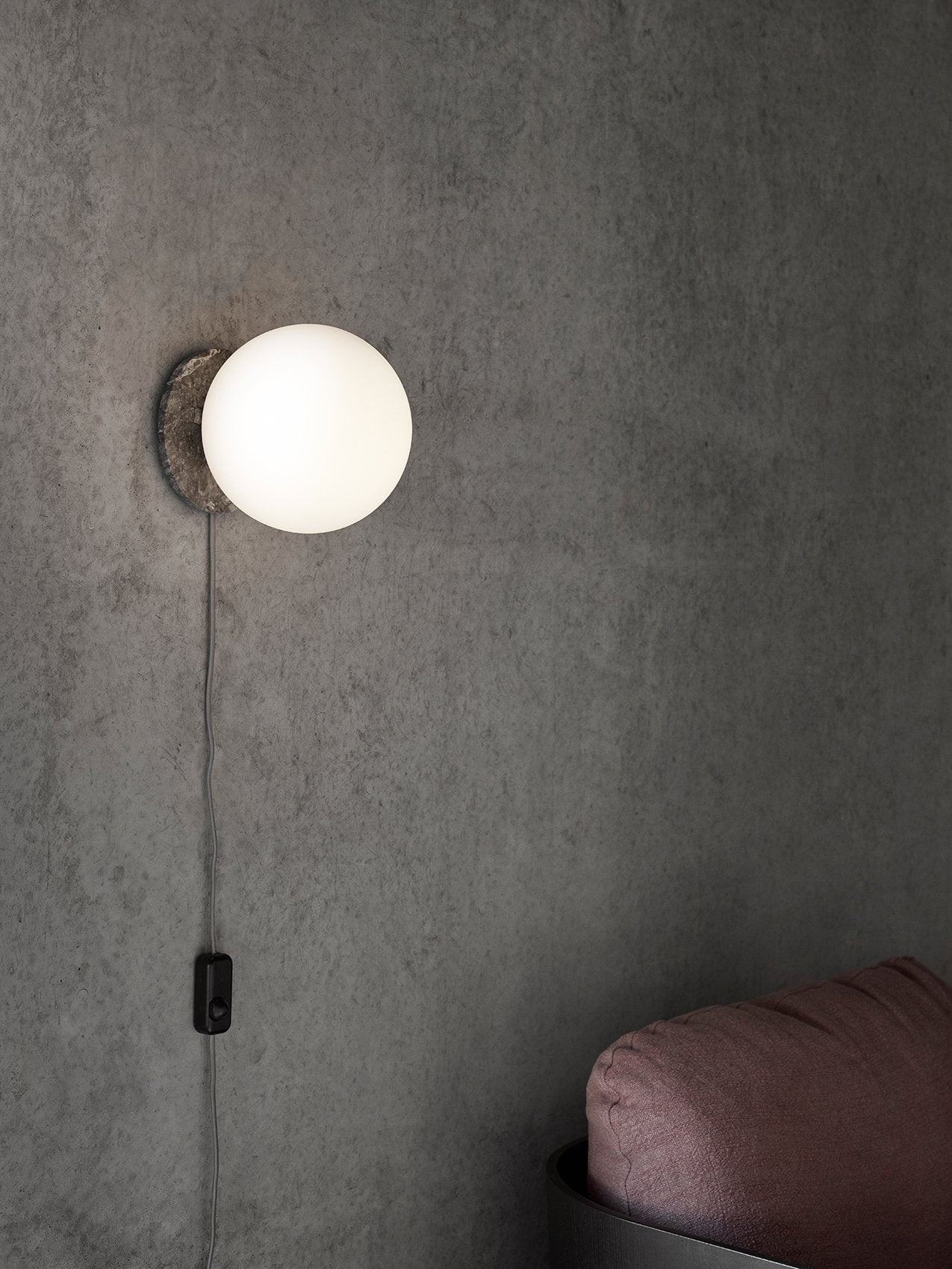 Настольно-настенный светильник TR Bulb