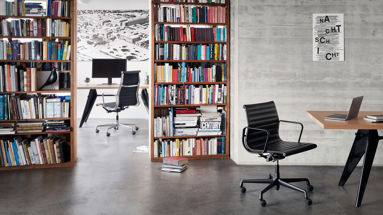 Кресло Aluminium Chairs EA 117 – Work
