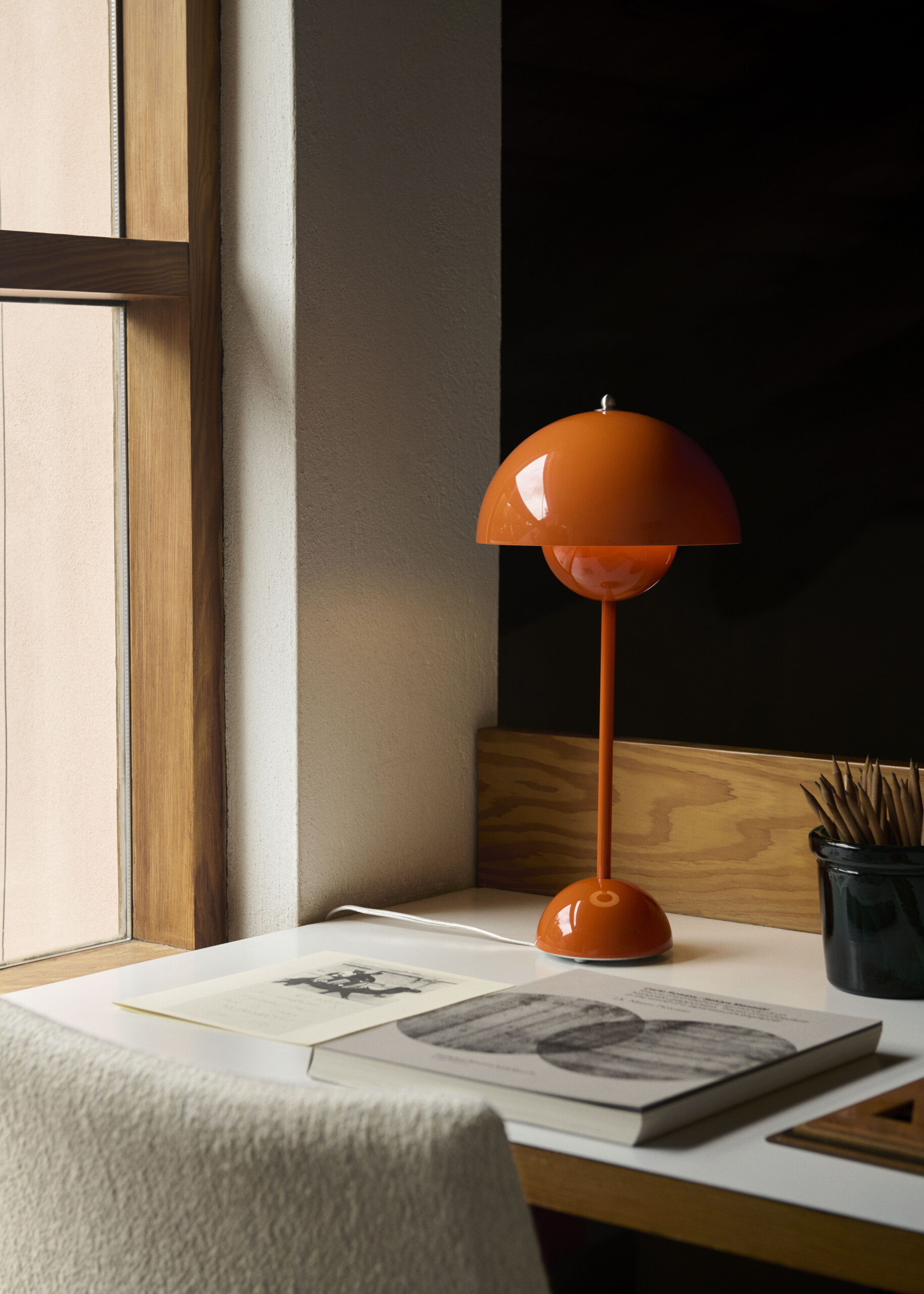Настольный светильник Flowerpot, высота 50 см